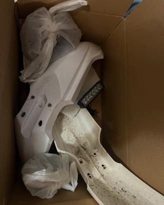 plastiche yz ktm ecc,montano anche su 50cc