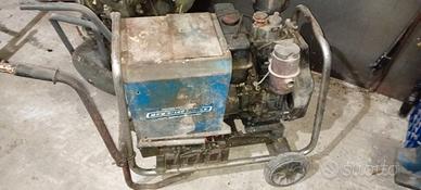 Saldatrice, generatore