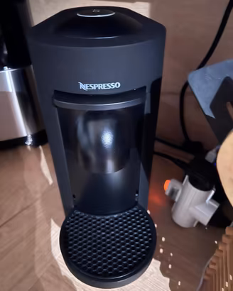 Macchina caffè Nespresso Vertuo