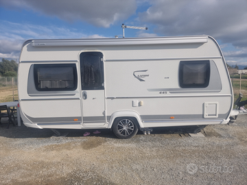 Roulotte fendt saphir