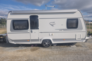 Roulotte fendt saphir