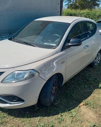 Ricambi Lancia Ypsilon anno 2015