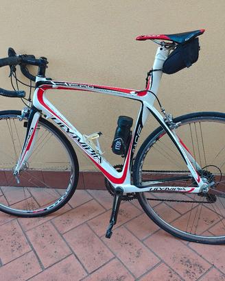 Bici da corsa Olympia Hero 3K Ply Monocoque 
