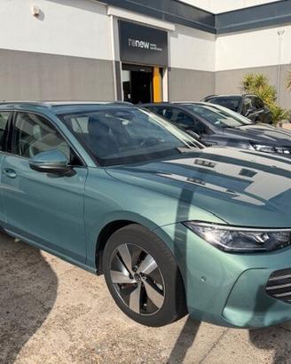 Volkswagen Passat Variant 1.5 TSI ACT DSG Business