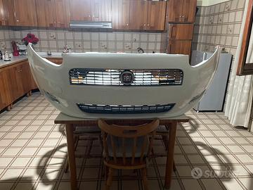 Paraurti anteriore per Fiat Grande Punto