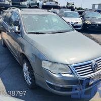 VW PASSAT VARIANT 3C5 2.0 TDI 140CV Ricambi