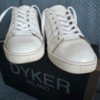 Dyker sneakers