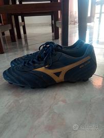  scarpini da calcio della Mizuno Mrl Club MD