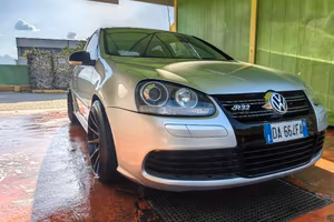 Vw golf 5 r32  