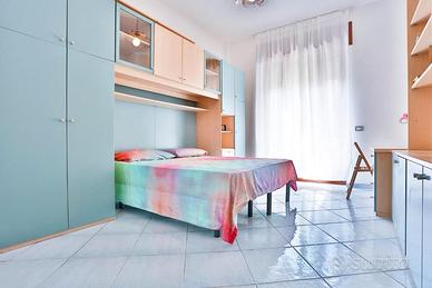 Stanza singola cin bagno privato Salerno