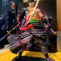 Action figure Zoro " re del mondo sotterraneo "