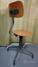 Sgabello industriale da tecnigrafo vintage anni 70