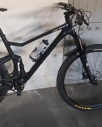 Scott Spark 940 Carbon - Full Suspension 29" 
