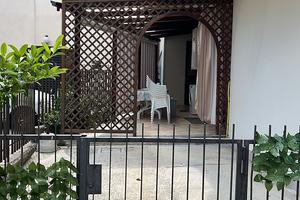 Maggio e Giugno piano terra fronte mare