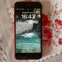 Iphone SE 2022 rosso batteria al 100%