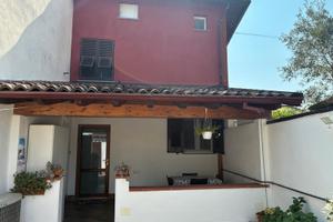 Casa indipendente completamente ristrutturata, pro