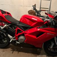 Ducati 848