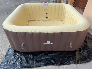 SPA Gonfiabile Gardenia con idromassaggio