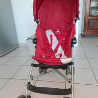 passeggino a chiusura ad ombrello Maclaren