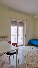CAMERE SINGOLE IN BILOCALE RIONE ALTO