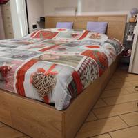 letto matrimoniale contenitore con materasso 