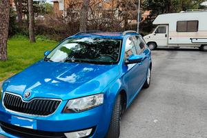 SKODA OCTAVIA G-TEC