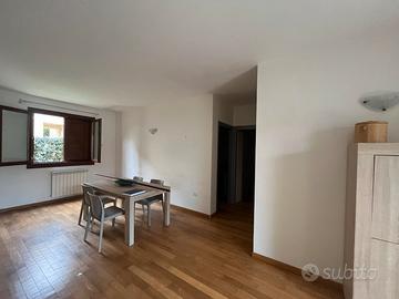 Trilocale al piano terra con giardino