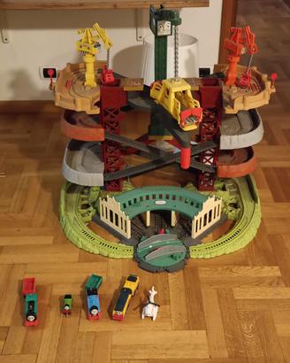 Deposito locomotive Thomas and friends 