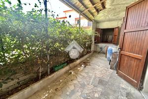 5 LOCALI A CERVINARA