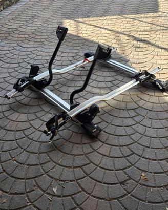 Portabici Thule doppio completo di barre per rail