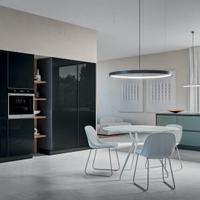 Cucine Angolo Tavolo Colonne dispensa e Living