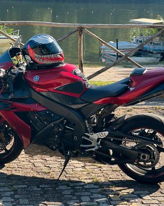 Yamaha yzf R1