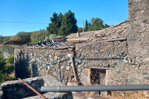 Rustico da ristrutturare con terreno