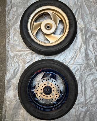 Cerchi con gomme honda dio