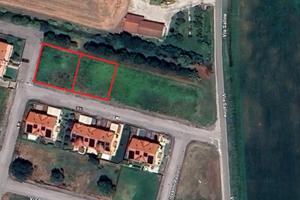 N. 2 lotti di terreno edificabile