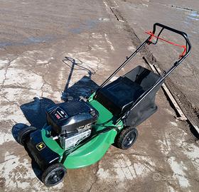 Tosaerba John Deere revisionato