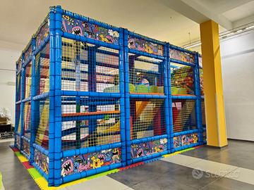 PLAYGROUND USATO DA INTERNO PER LUDOTECHE