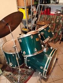 Batteria a percussioni