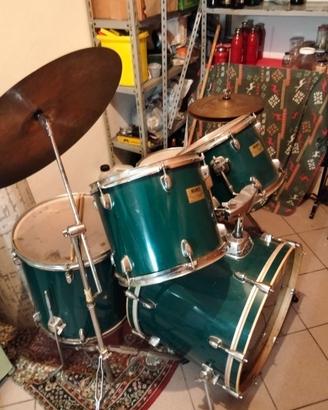 Batteria a percussioni