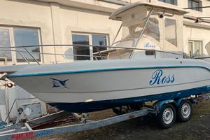 TRIAKIS 19 WALKAROUND