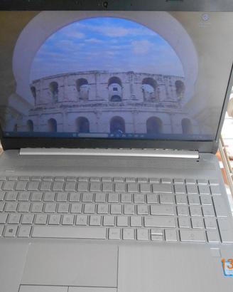 HP 15-dw0111nl  intel i3 8145