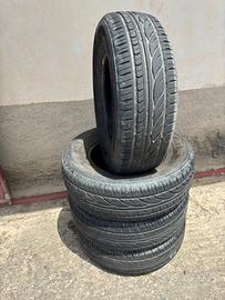 Gomme 215/70/R15