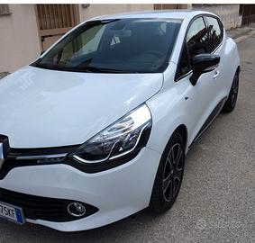 Renault clio duel