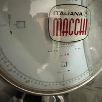 Bilancia italiana macchi