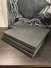 PS4 PRO ( 1TB ) + 2 JOYSTICK + 4 GIOCHI