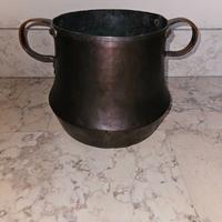 Pentola dell’800 con coda di rondine