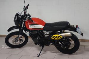 SWM SIX DAYS 440 SCRAMBLER