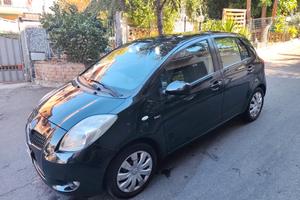 Toyota Yaris 1.4 D-4D 5 porte Navi 2008 leggi