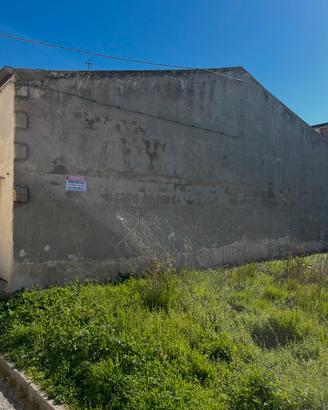 Suolo edificale 154mq irsina(matera)