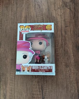 Funko Pop Queen Elizabeth II 01